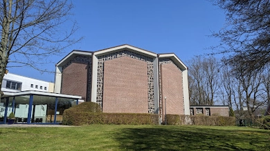 Kindergärten in Hamburg Poppenbüttel 4 Ev.-Luth.Kirchengemeinde Poppenbüttel Kindergarten Simon-Petrus-Kirche